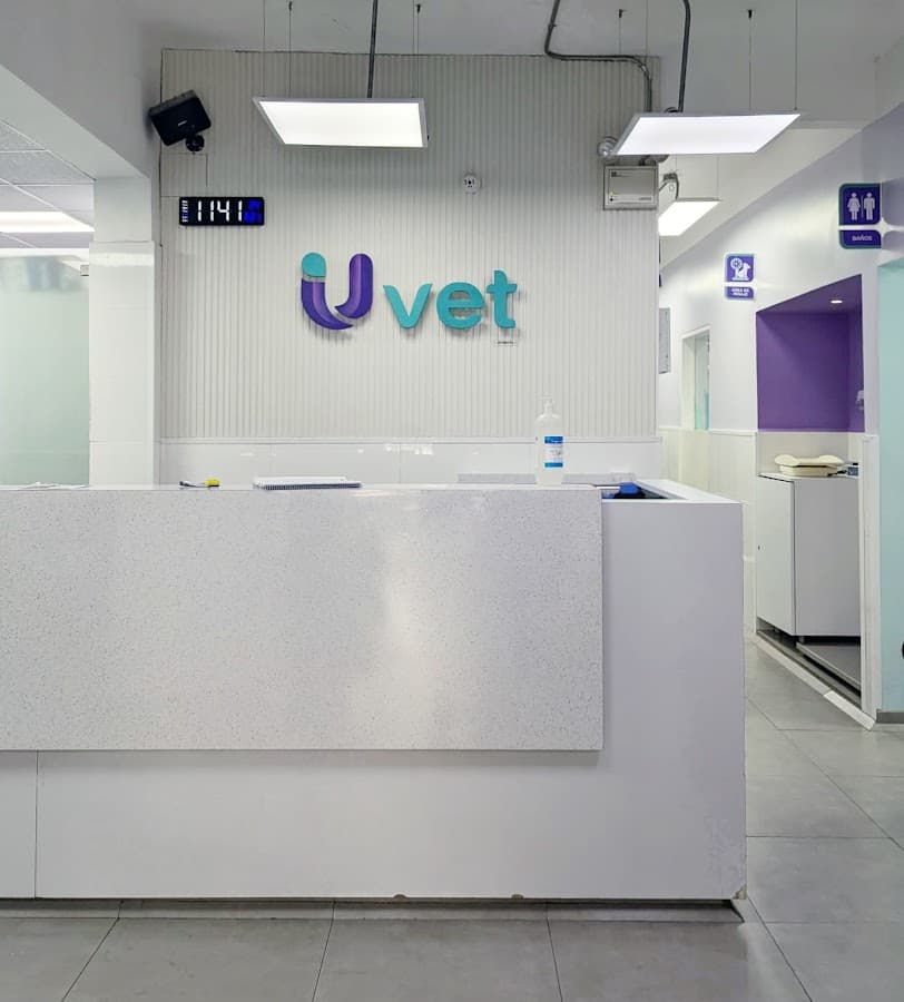 UVET by: Urgencias Veterinarias Las Acacias