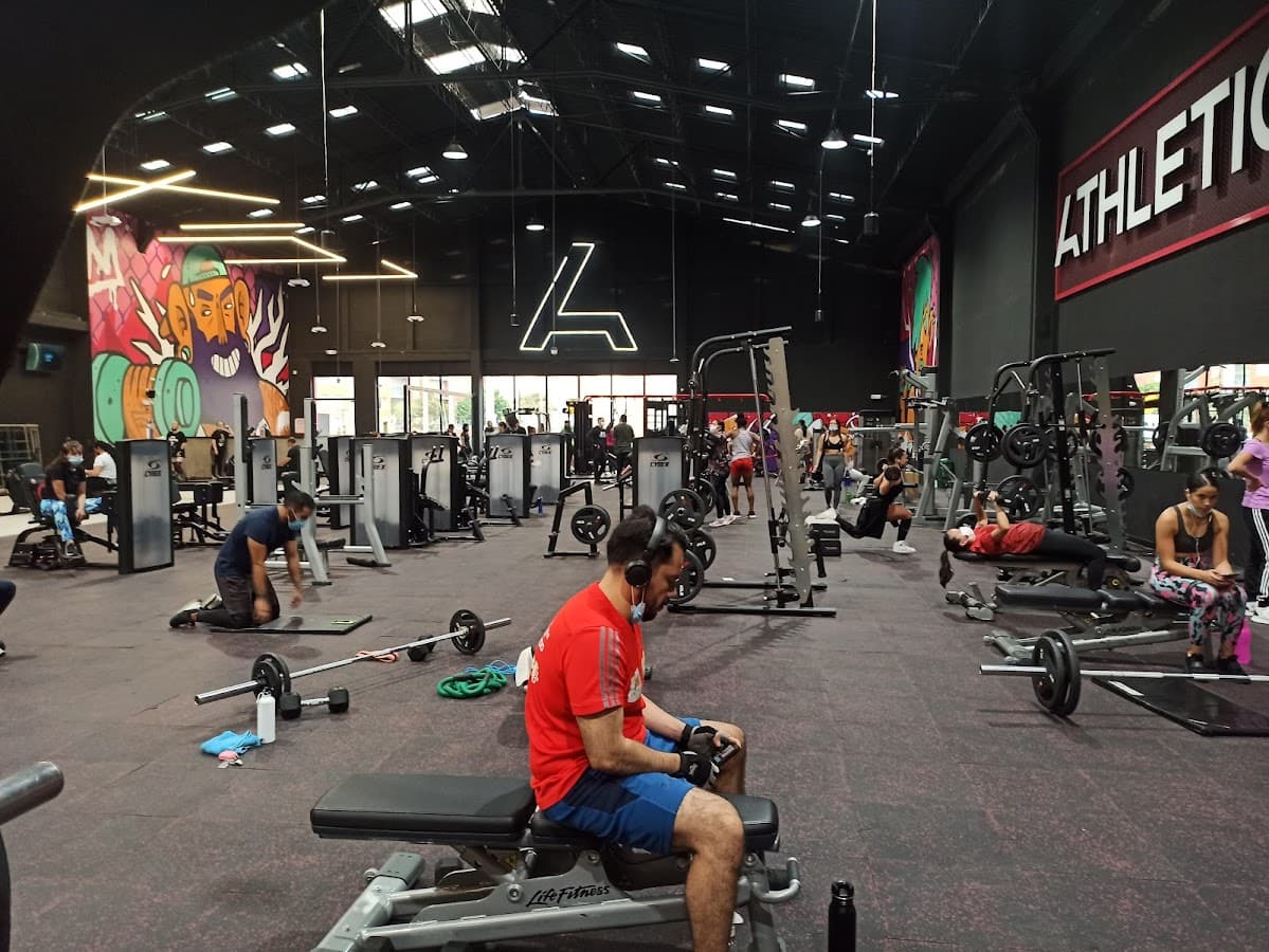 Athletic gym Calle 80 - Gran Granada — foto