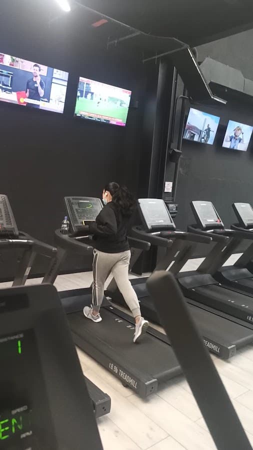 Athletic gym Calle 80 - Gran Granada — foto