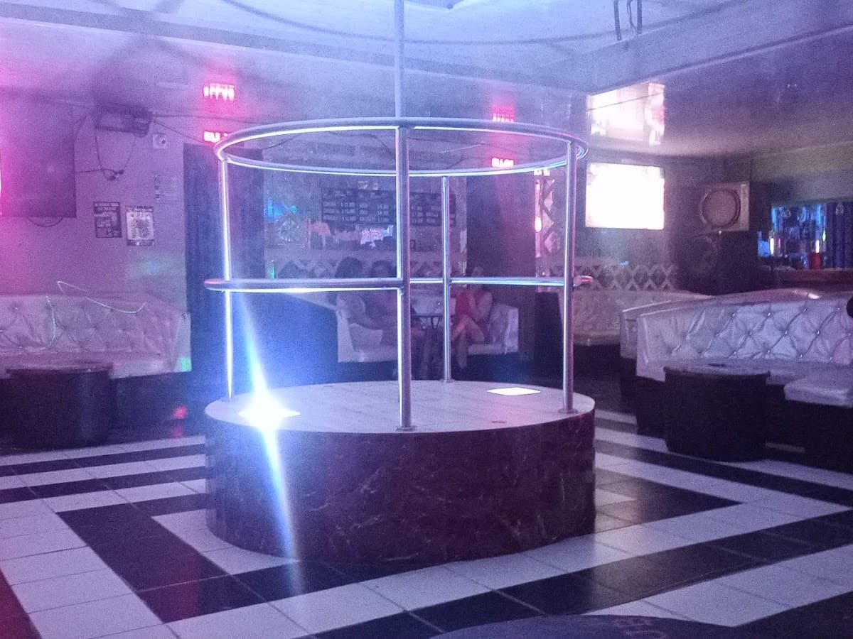 CLANDESTINO CLUB — foto