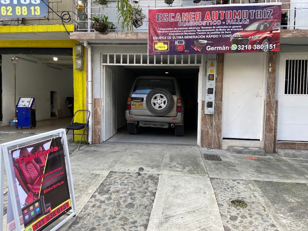 Taller automotriz y Tapicería German Rodríguez Pereira — foto