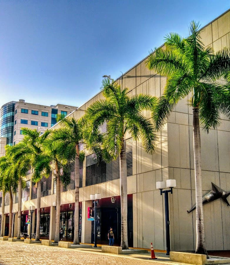 Miami Dade College