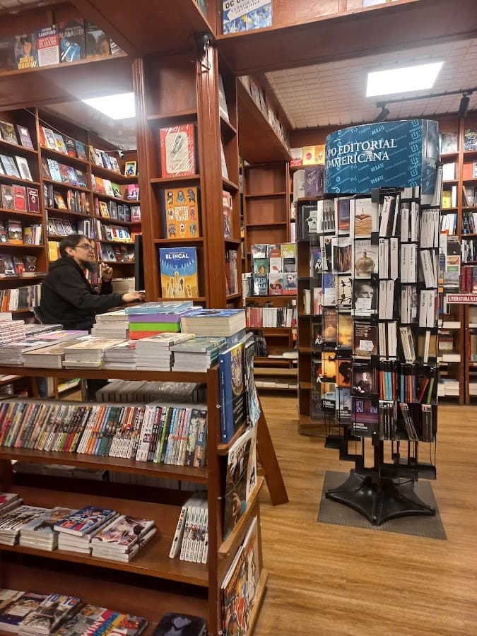 Librería Yachaywasi — foto
