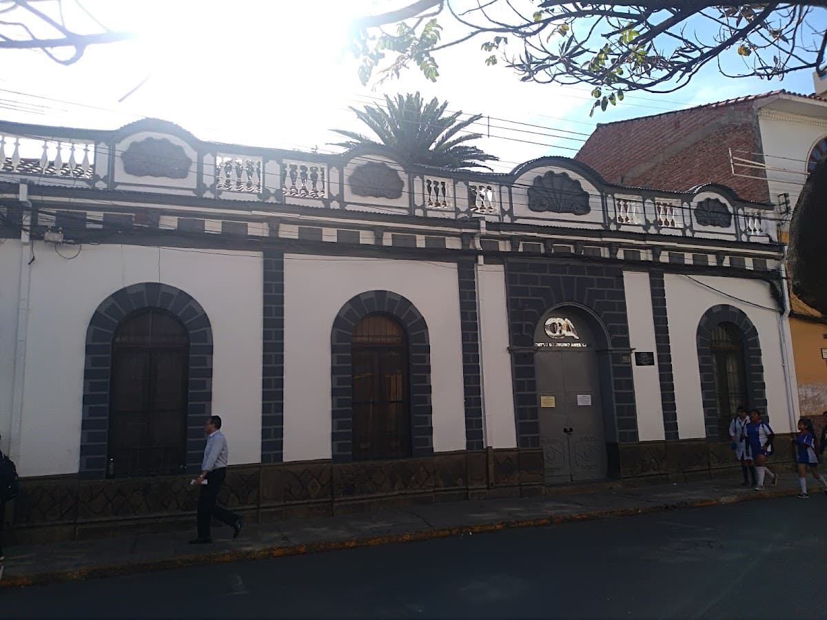 H. I. Hablemos Ingles. Cochabamba — foto