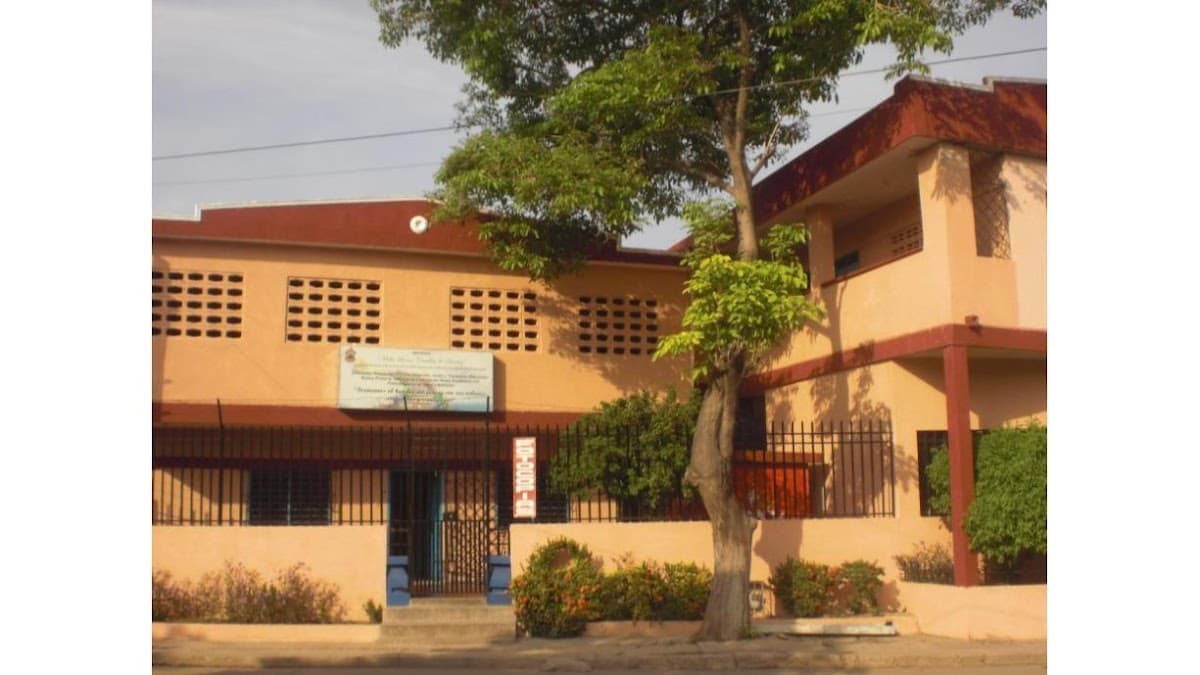 Instituto Midia Leonor Castellón De Sánchez