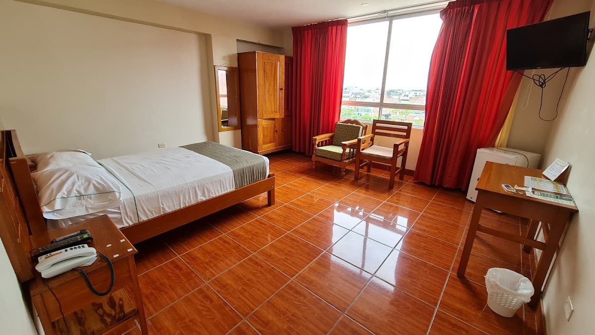 Del Castillo Plaza Hotel — foto