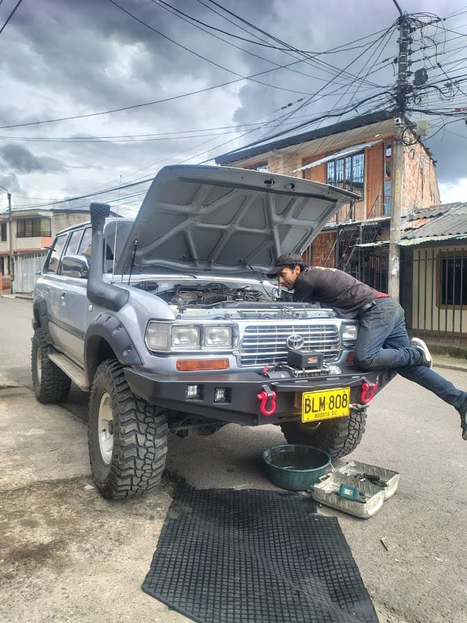 MECÁNICA AUTOMOTRIZ EFICAR 360
