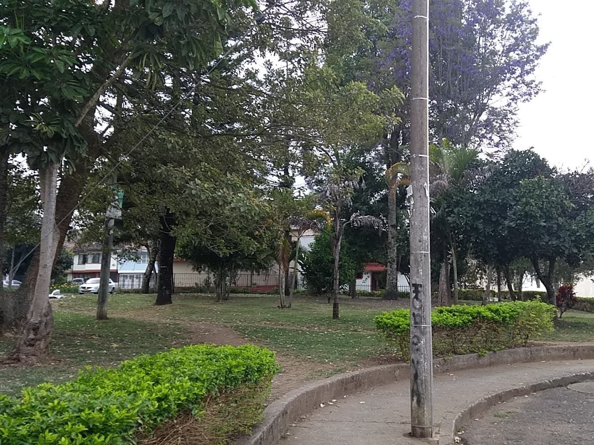 PARQUE CALLE 27BN PALACÉ — foto