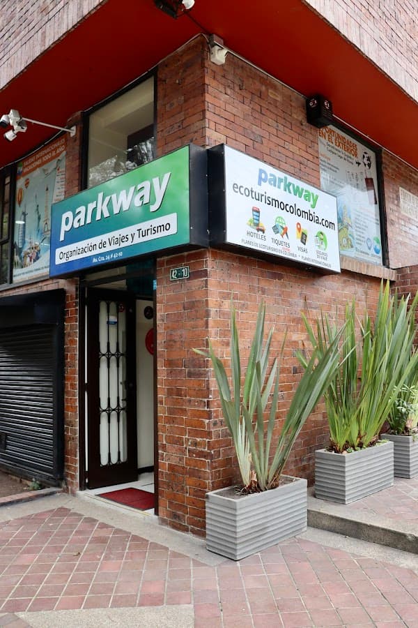 Viaja por Colombia y por el mundo, Agencia de Viajes Organización Parkway RNT 40101 — foto