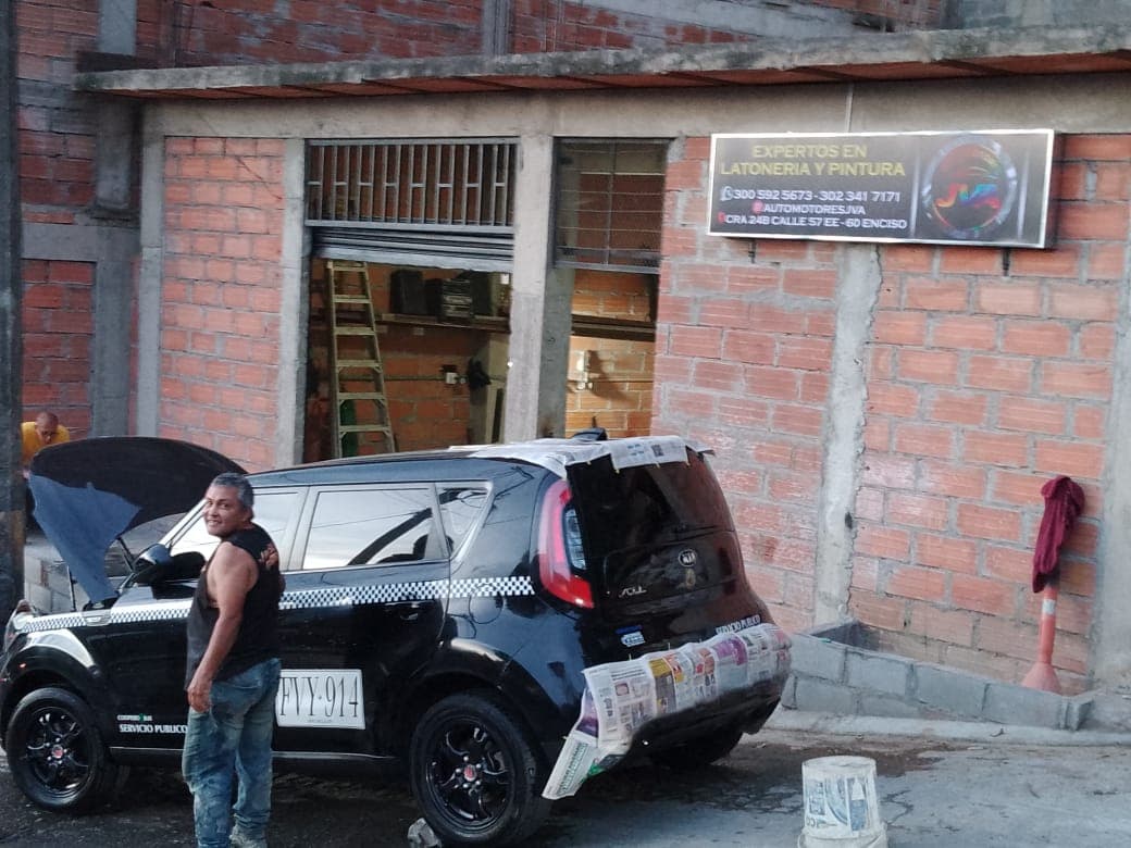 Zamautos Mecanico Medellin — foto