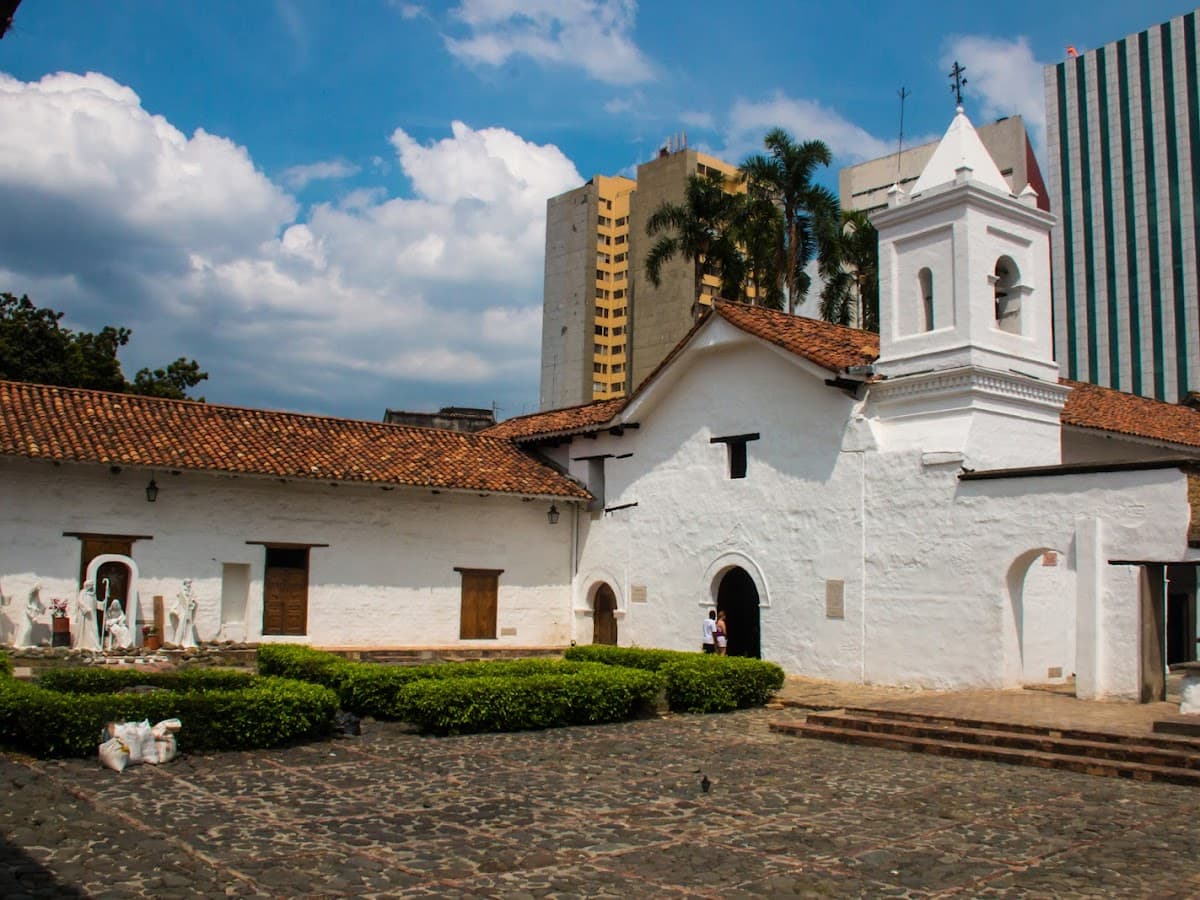Museo Religioso y Colonial de San Francisco — foto