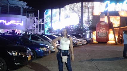 DUBAI NIGHT CLUB — foto
