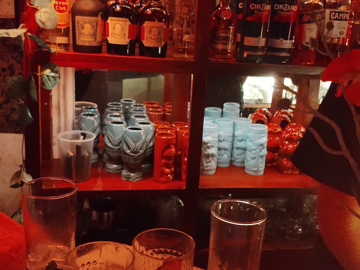 Mondo Cocktail Bar — foto