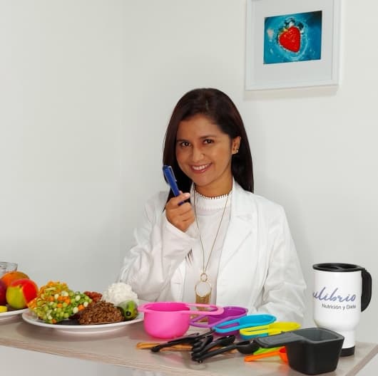 Dra. Kelly Tovar Peña, Nutricionista