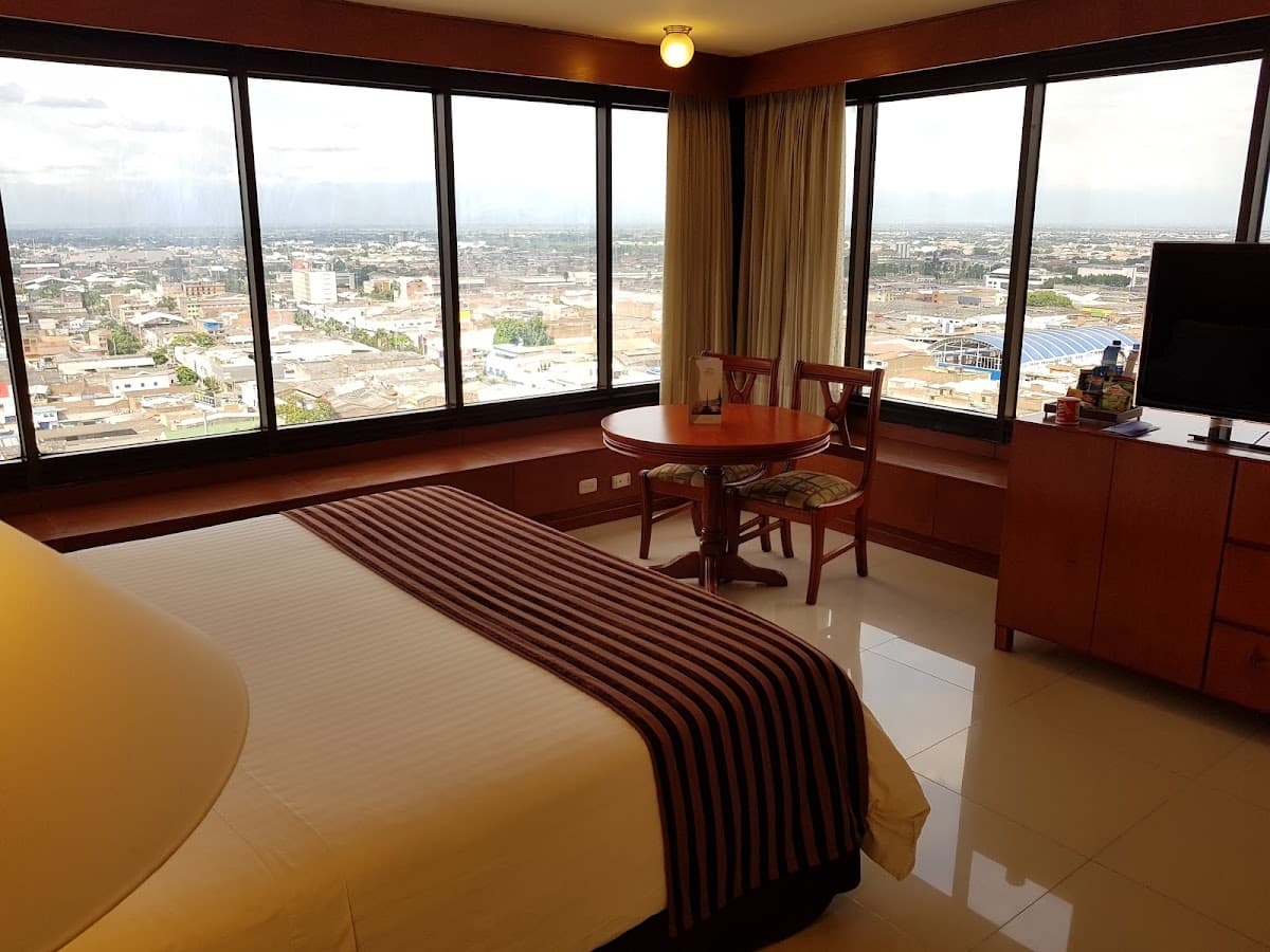 Torre de Cali Plaza Hotel — foto