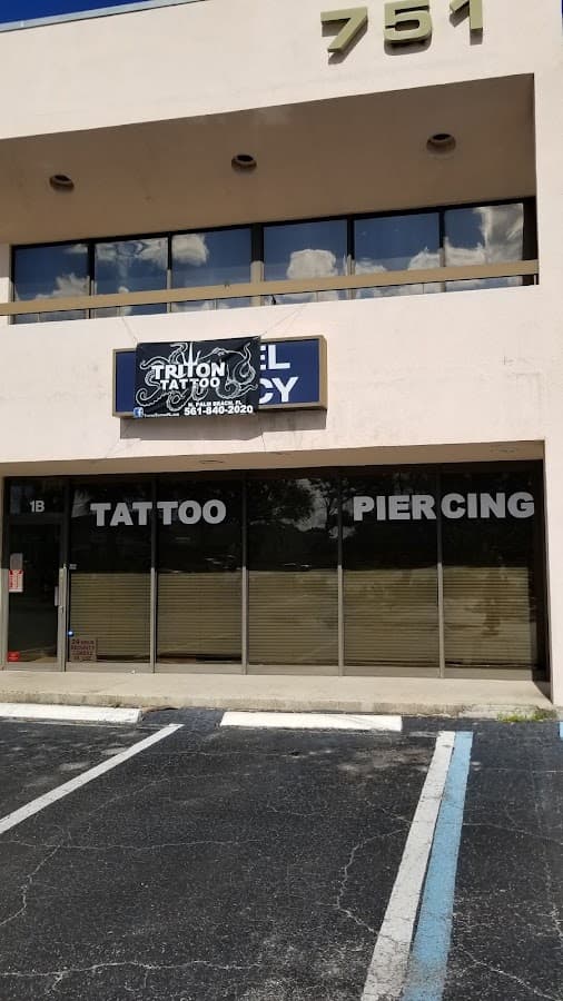 Triton Tattoo North Palm Beach — foto
