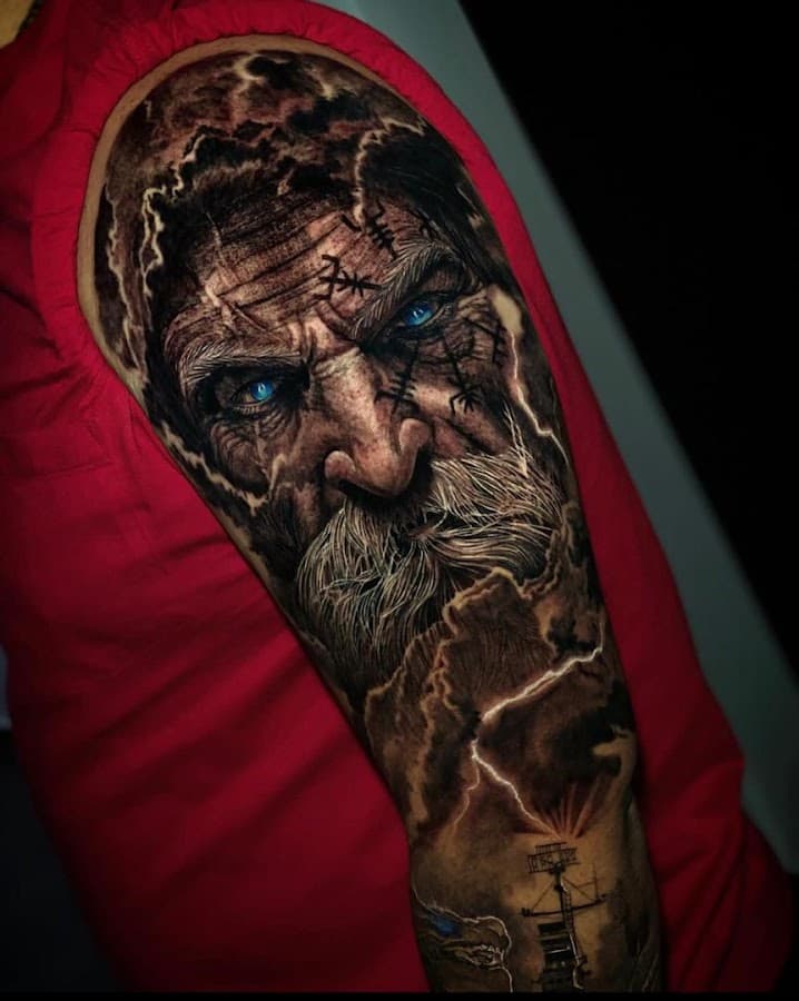 Loyalty Tattoo Studio — foto