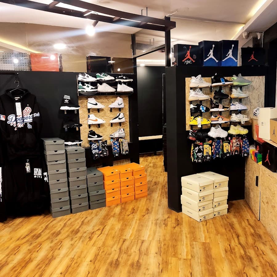 Sneaker City