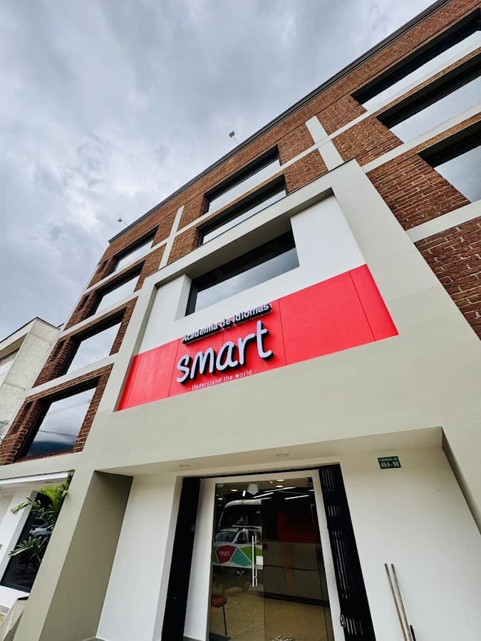 Smart Academia Calasanz Idiomas - Curso de Inglés y Francés Medellín — foto