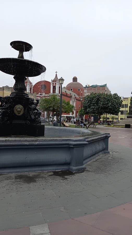 Plaza Italia — foto