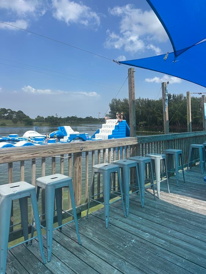Shark Wake Park 561 — foto