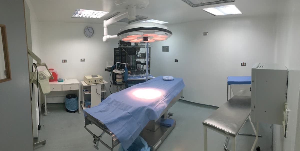 Centro Medico las Delicias / AISA