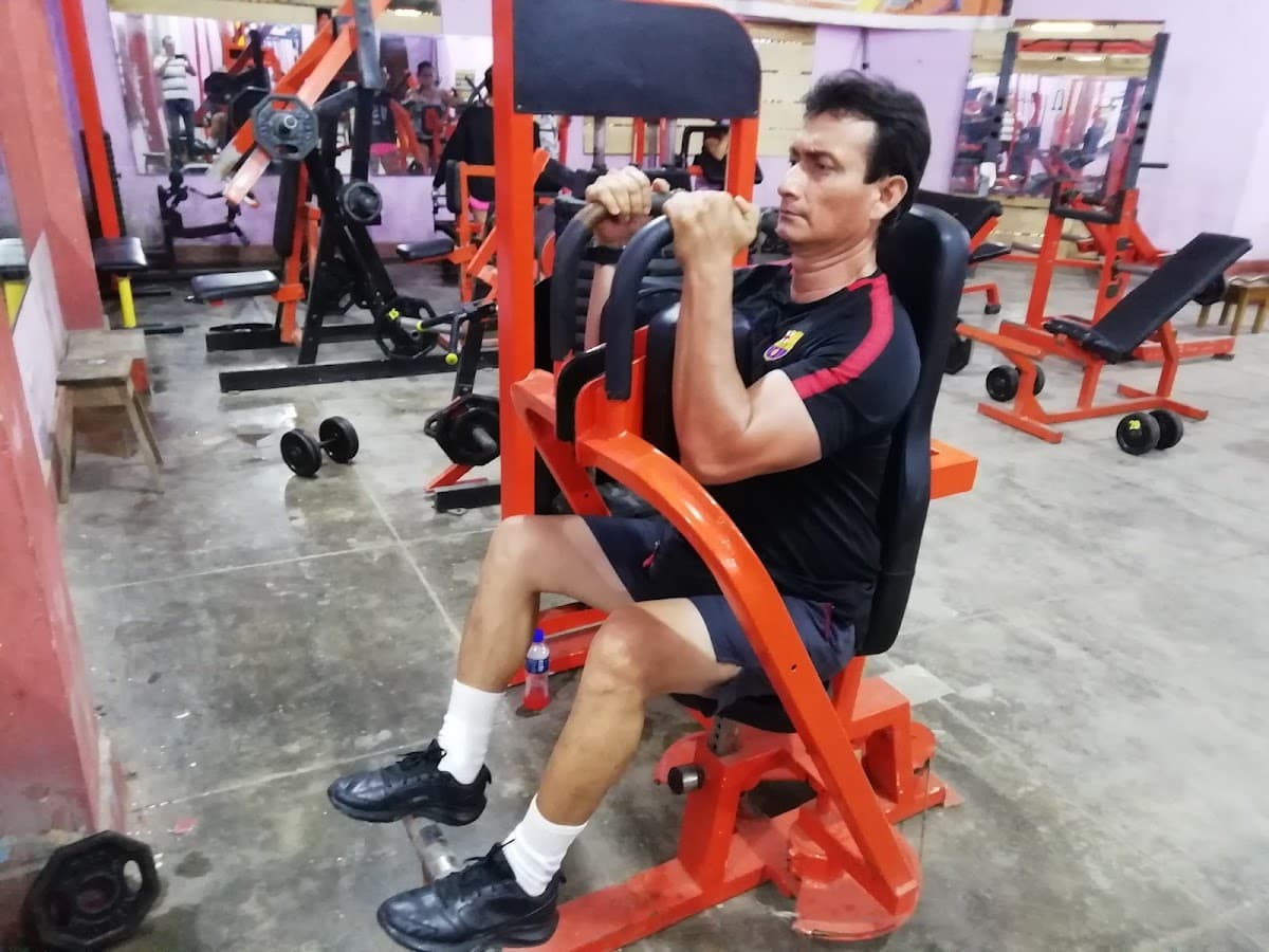 Gimnasio TROPICAL GYM — foto