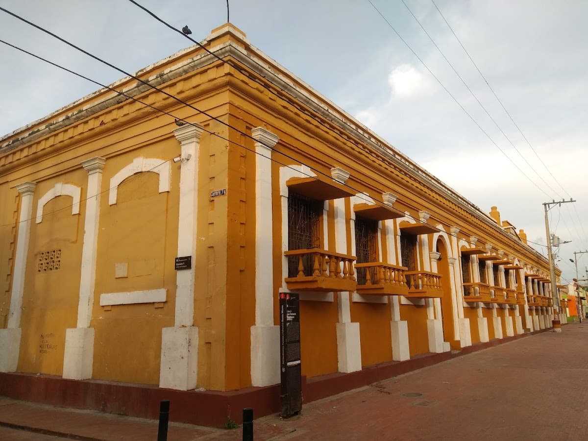 Colegio IDPHU Bilingue de Santa Marta — foto