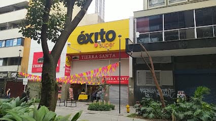 Éxito Junin — foto