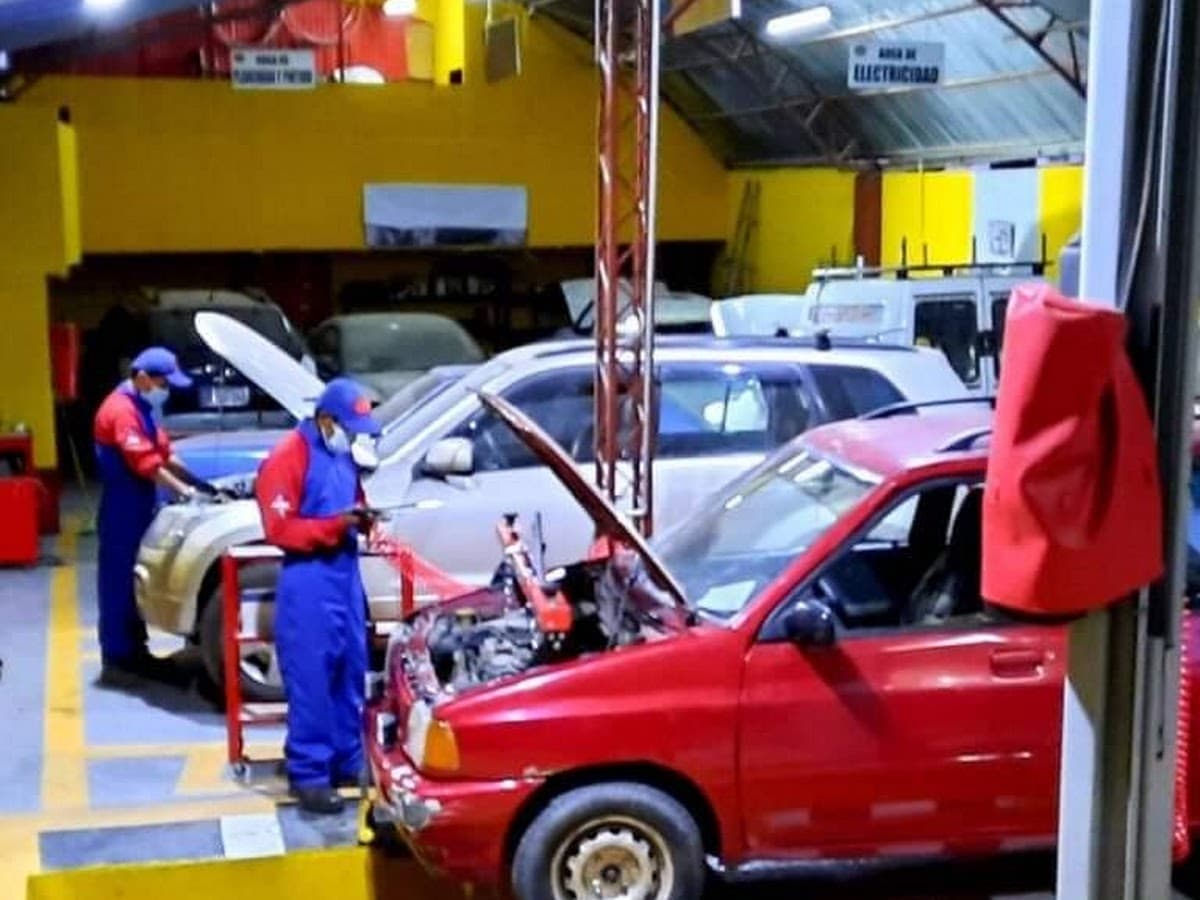 Mecánica Automotriz D'Ferros — foto