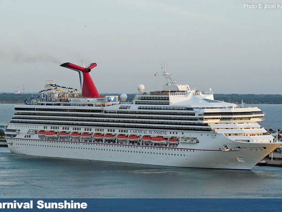 American Cruise and Tour — foto