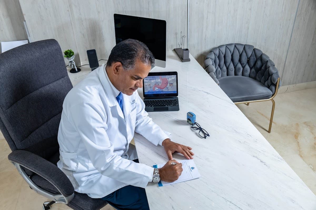 Dr. Javier Acuña Cirugía Bariátrica — foto
