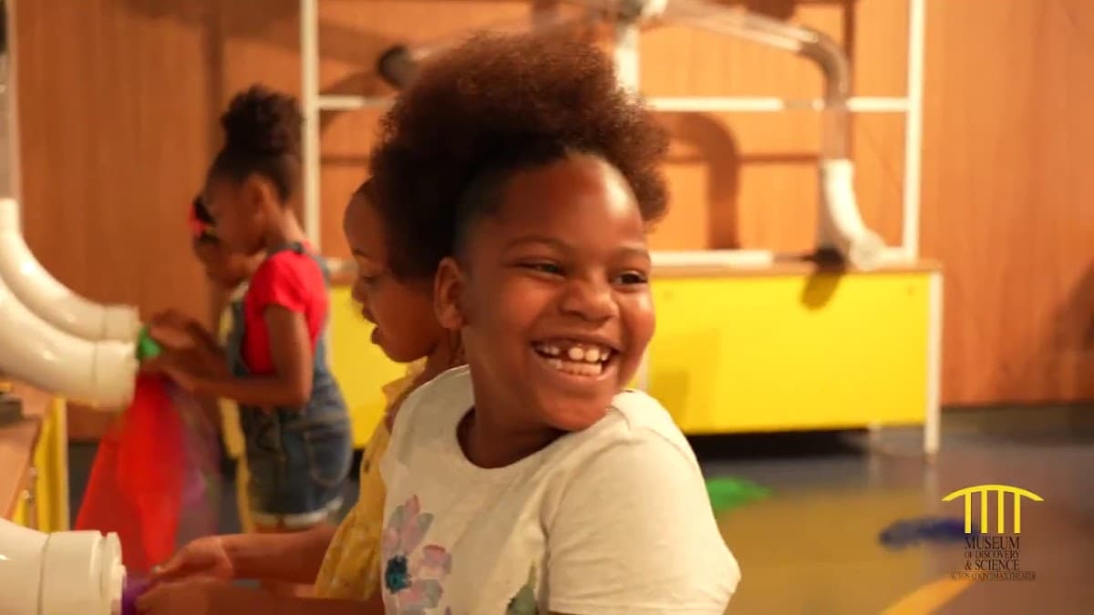 Museo de Descubrimiento y Ciencia — foto
