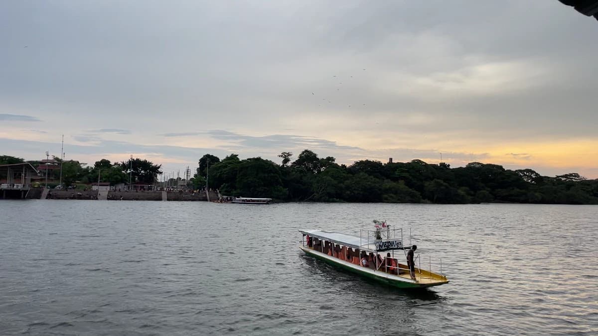 Lago Yarinacocha — foto
