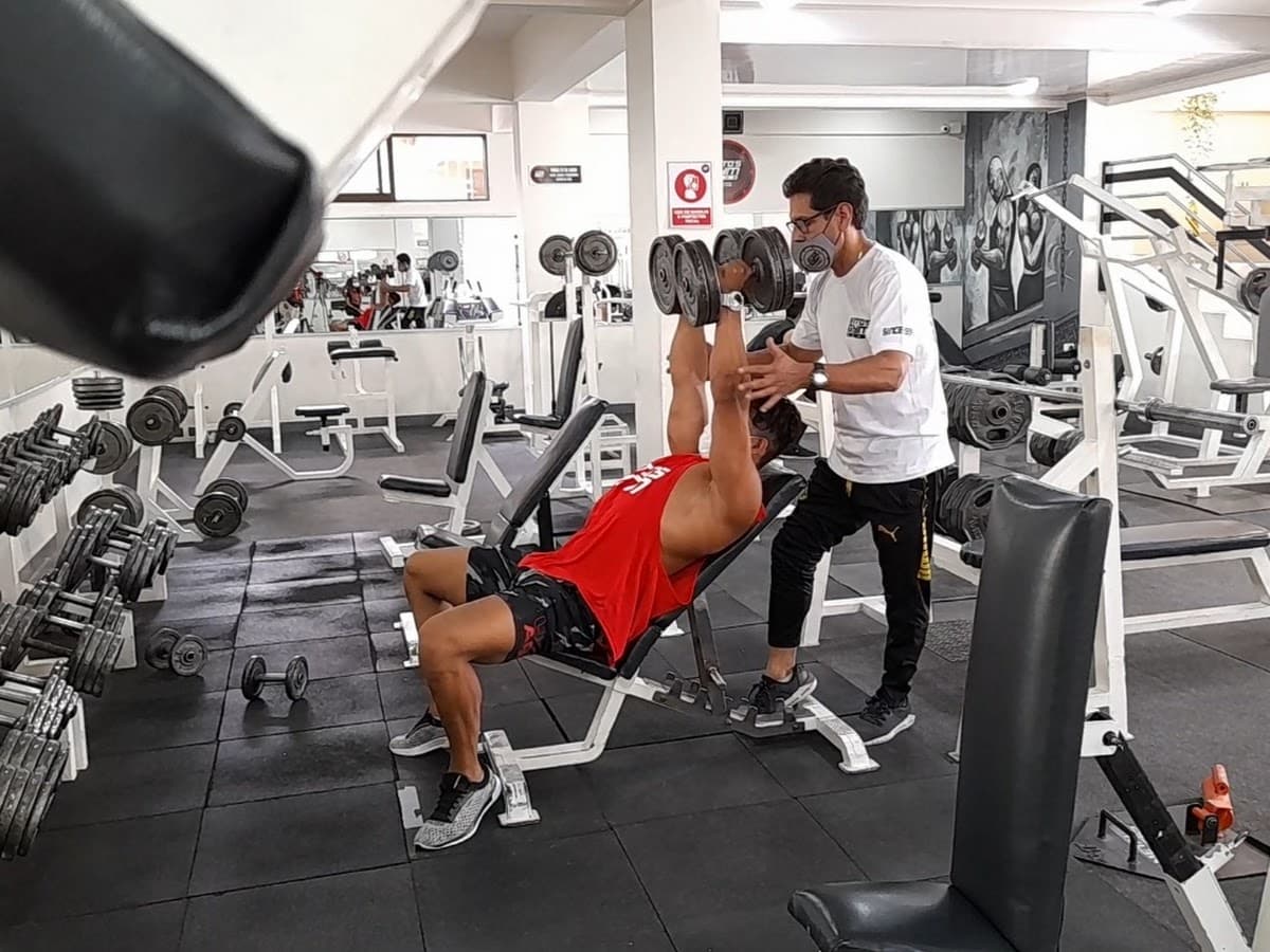 VITO'S GYM