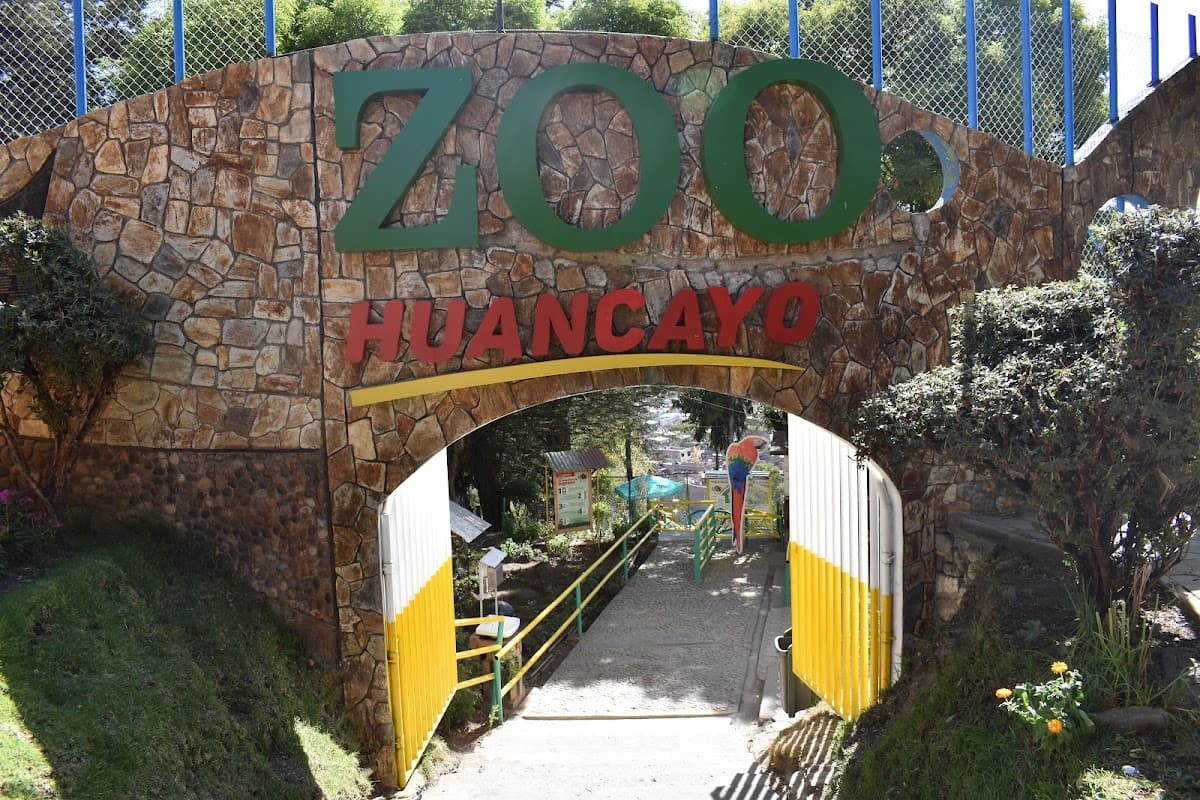 Ingreso Principal - Zoológico de Huancayo