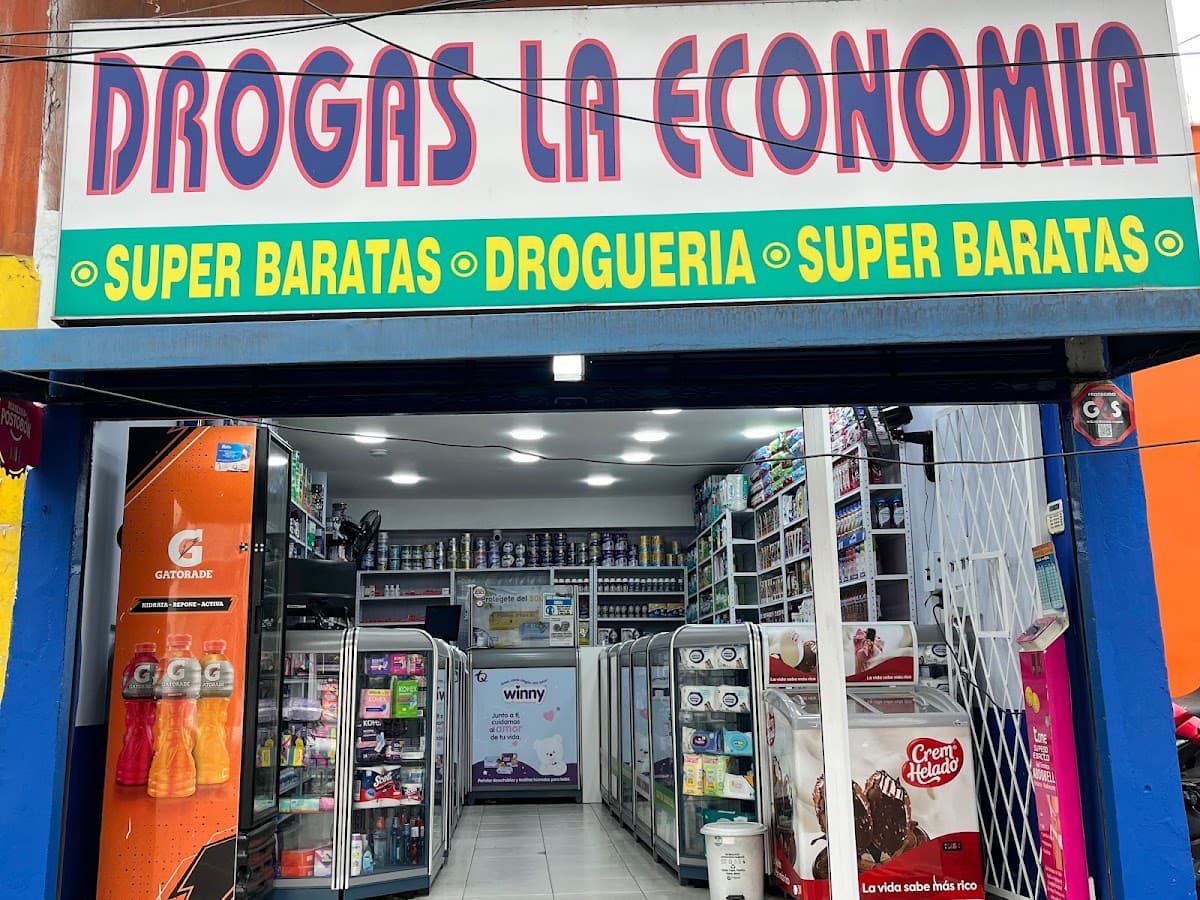 la rebaja Plus No. 1 DROGUERIA Y MINIMARKET Parque Principal Neiva — foto
