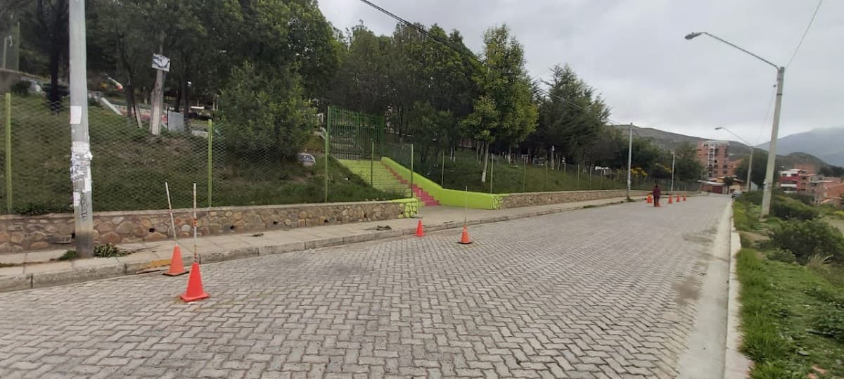 Circuito de maniobras autoescuela Genova miraflores