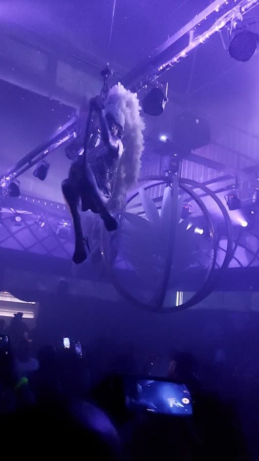 Posh Club — foto