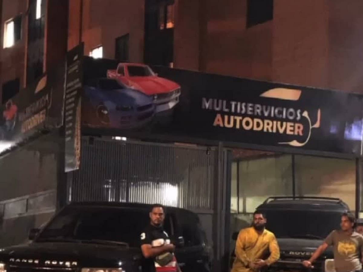 Taller Mecánico Autoservicio Santana — foto