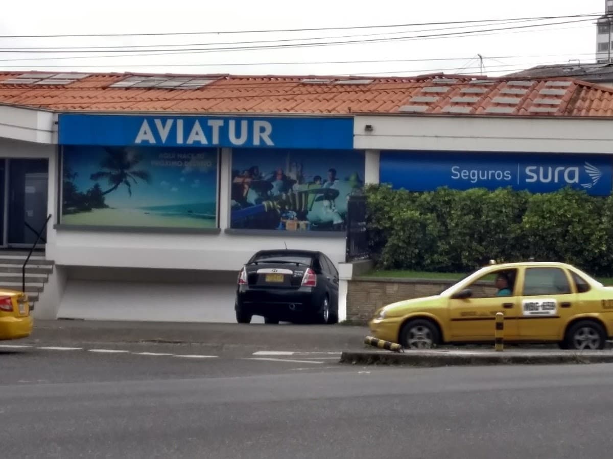 AVIATUR Manizales - Edificio Bolívar — foto
