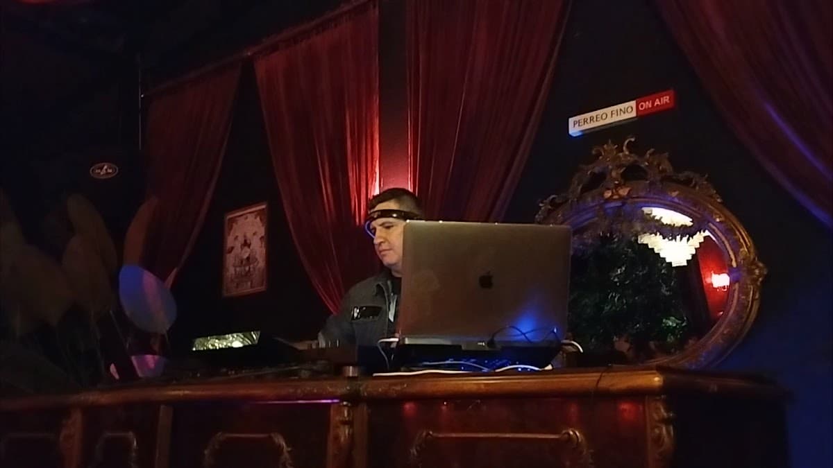Presidente Speakeasy Club — foto