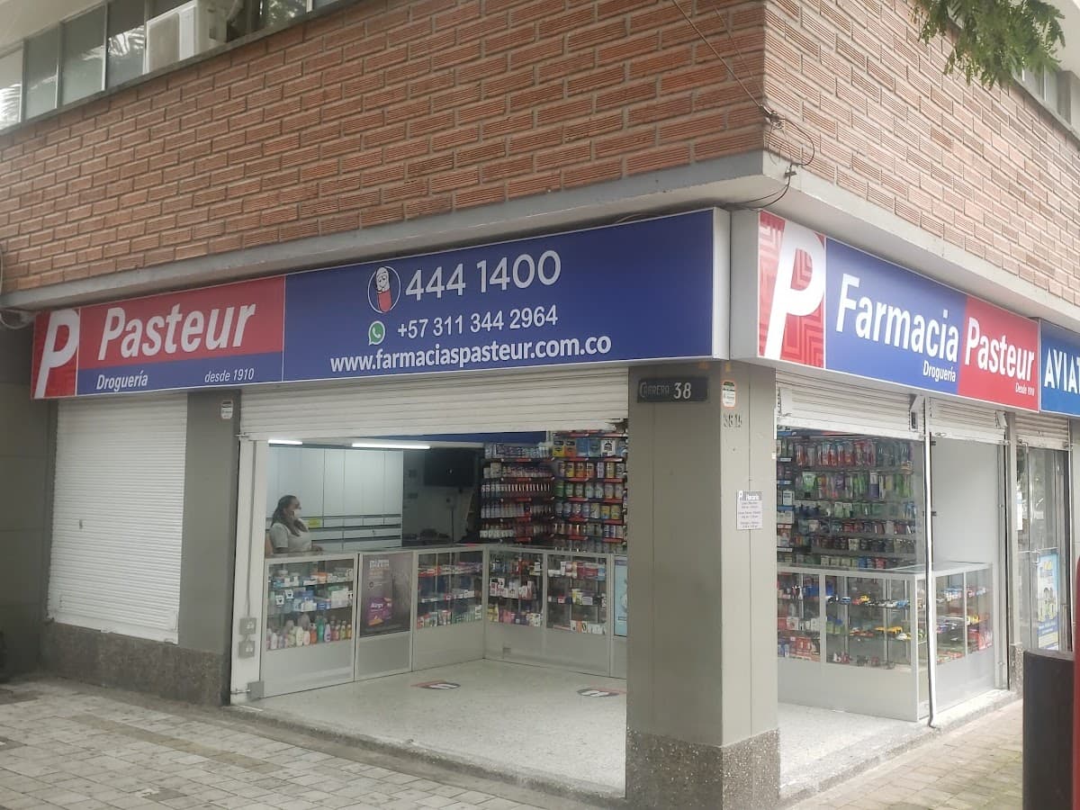 Farmacia Pasteur Avenida El Poblado — foto