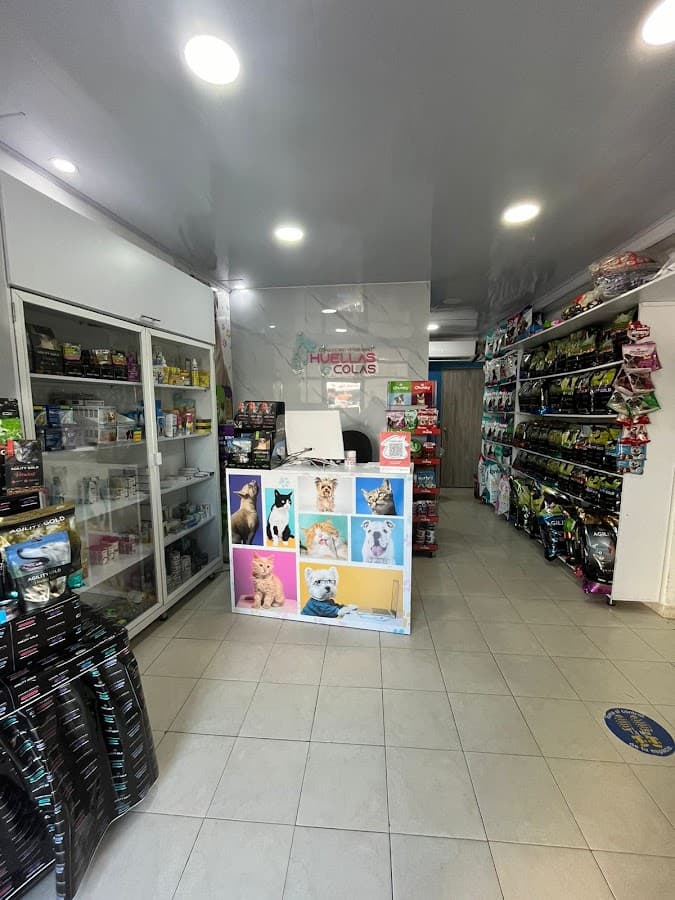 Consultorio Veterinario Huellas y Colas