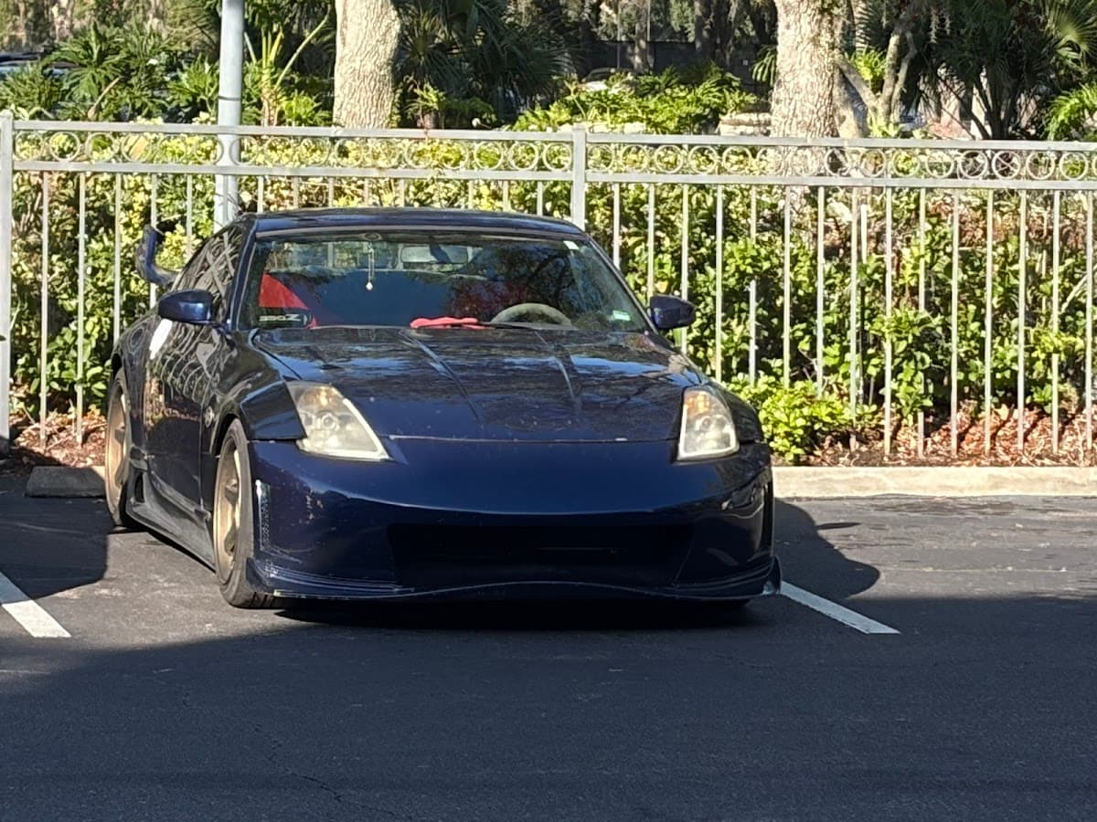 RI Automotive — foto