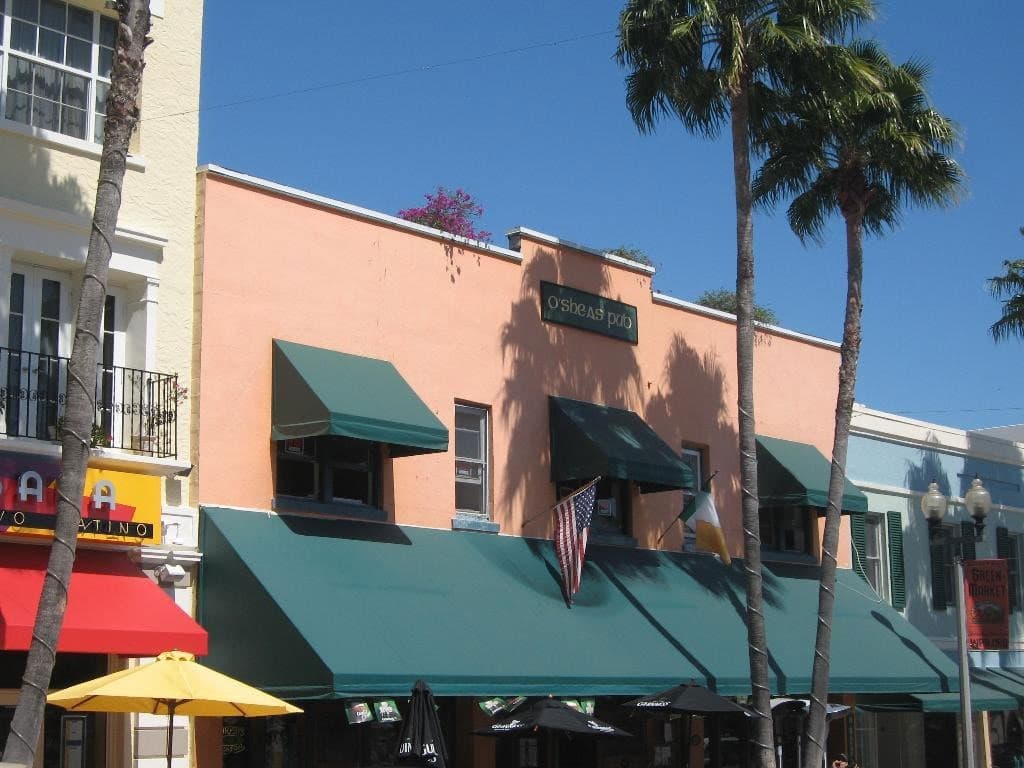 O'Sheas Irish Pub