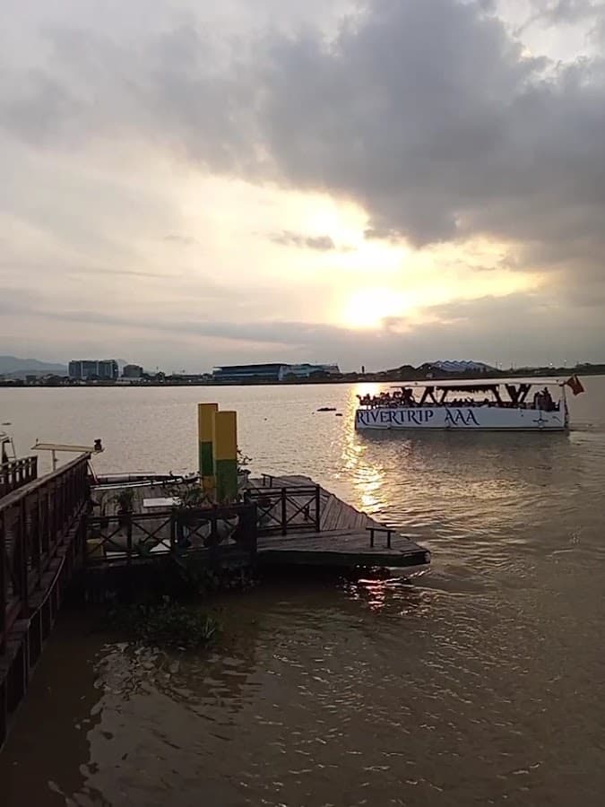 Riverdock — foto