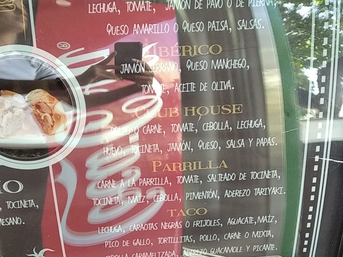 Moisan / Boulangerie Creole — foto