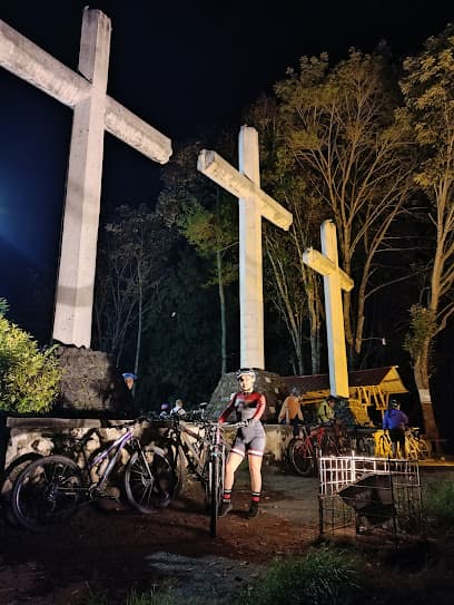 Cerro las Tres Cruces