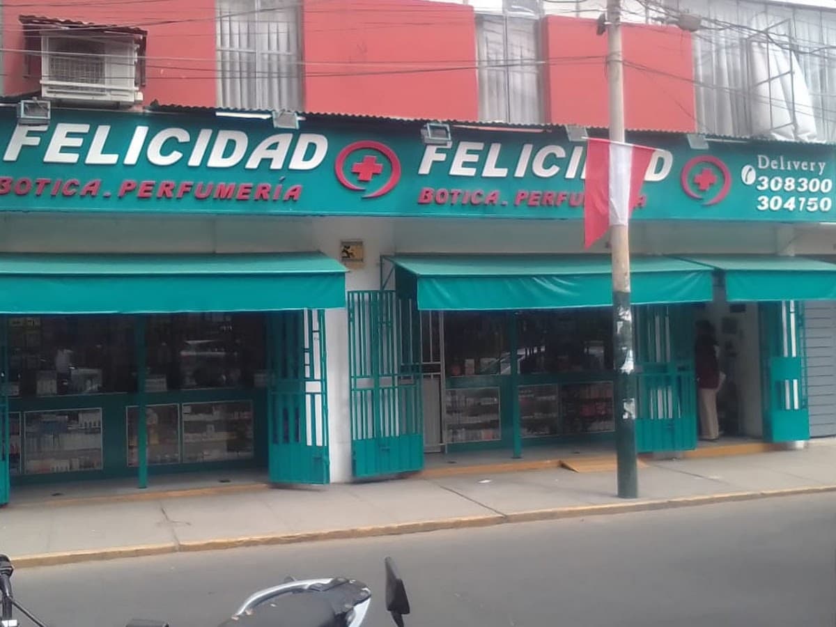 Botica Felicidad 80 — foto